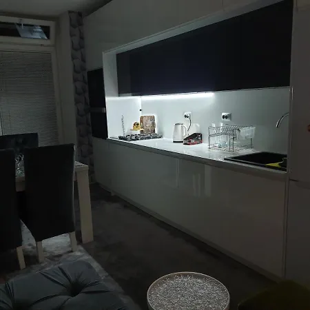 Apartman Old Town Adna